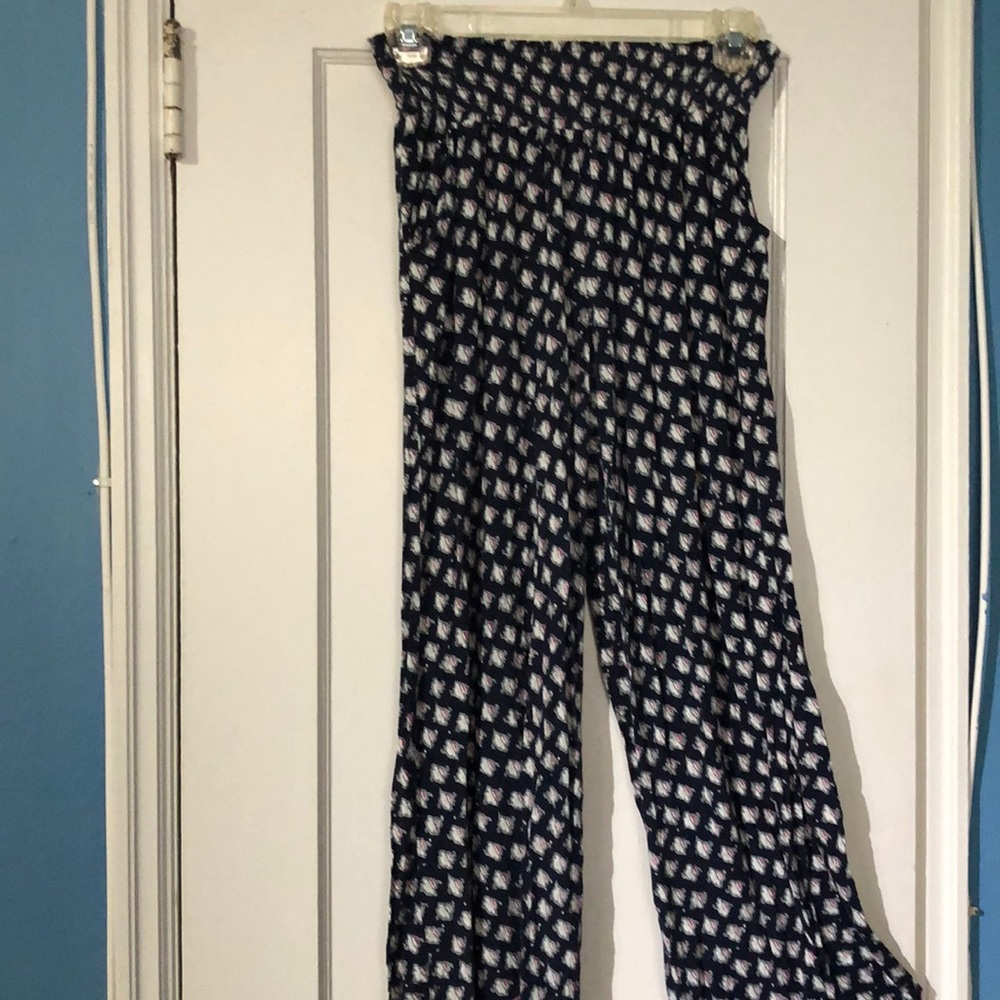 Palazzo pants - very comfortable! M